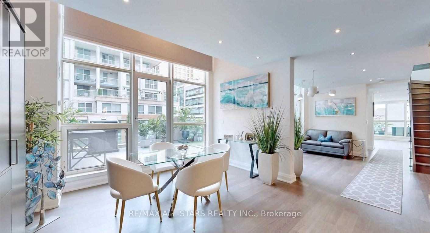 711/712 - 36 Blue Jays Way, Toronto, Ontario  M5V 3T3 - Photo 8 - C12077493