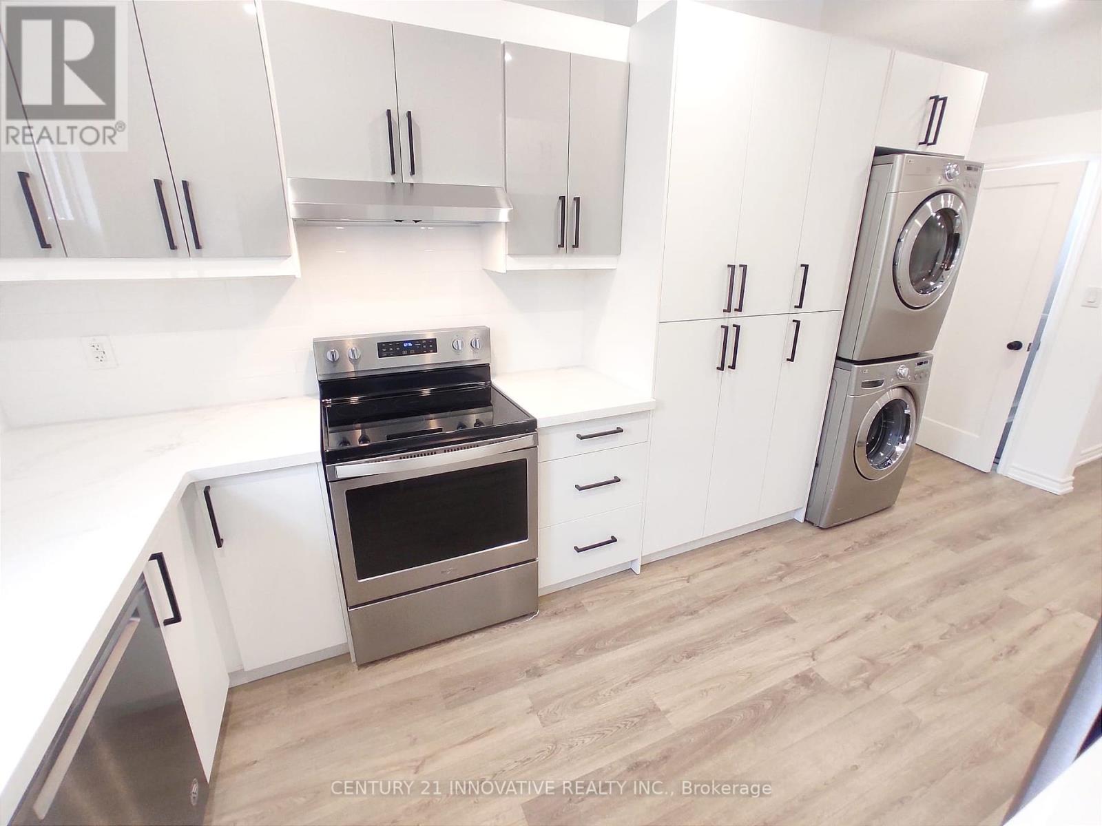 Property at 613 DUFFERIN STREET image 2