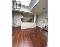 4 - 754 QUEEN STREET E, Toronto, Ontario