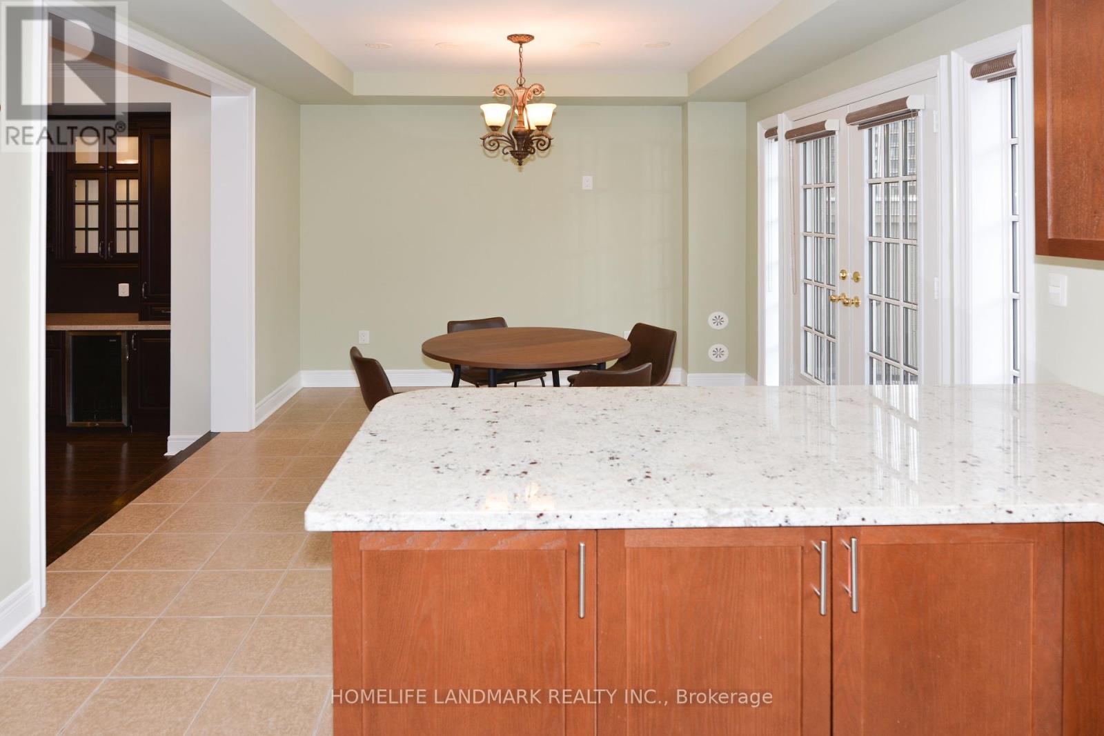 63 Rouge Valley Drive W, Markham, Ontario  L6G 0C1 - Photo 12 - N12077416