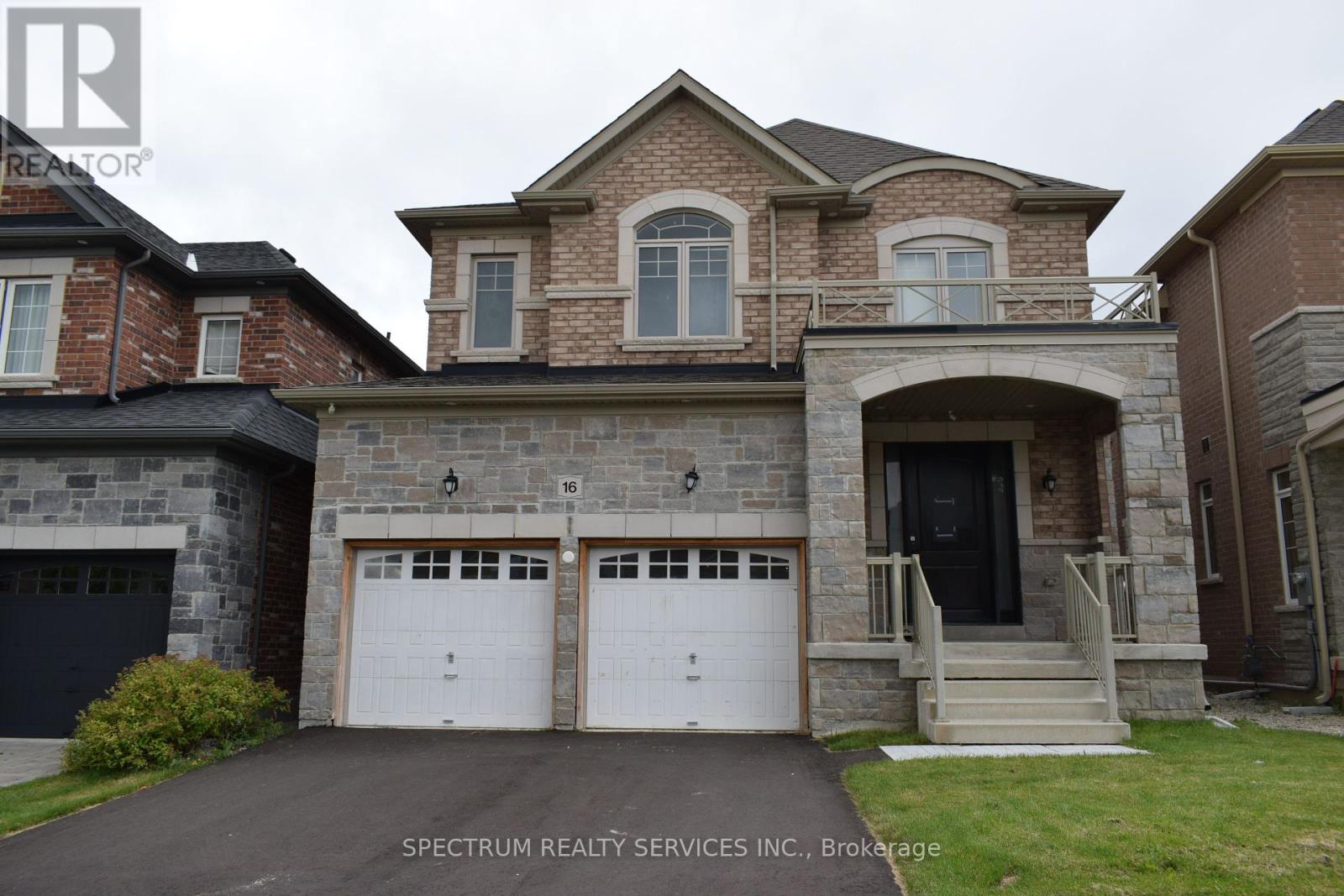 Property at 16 BARROW AVENUE image 1
