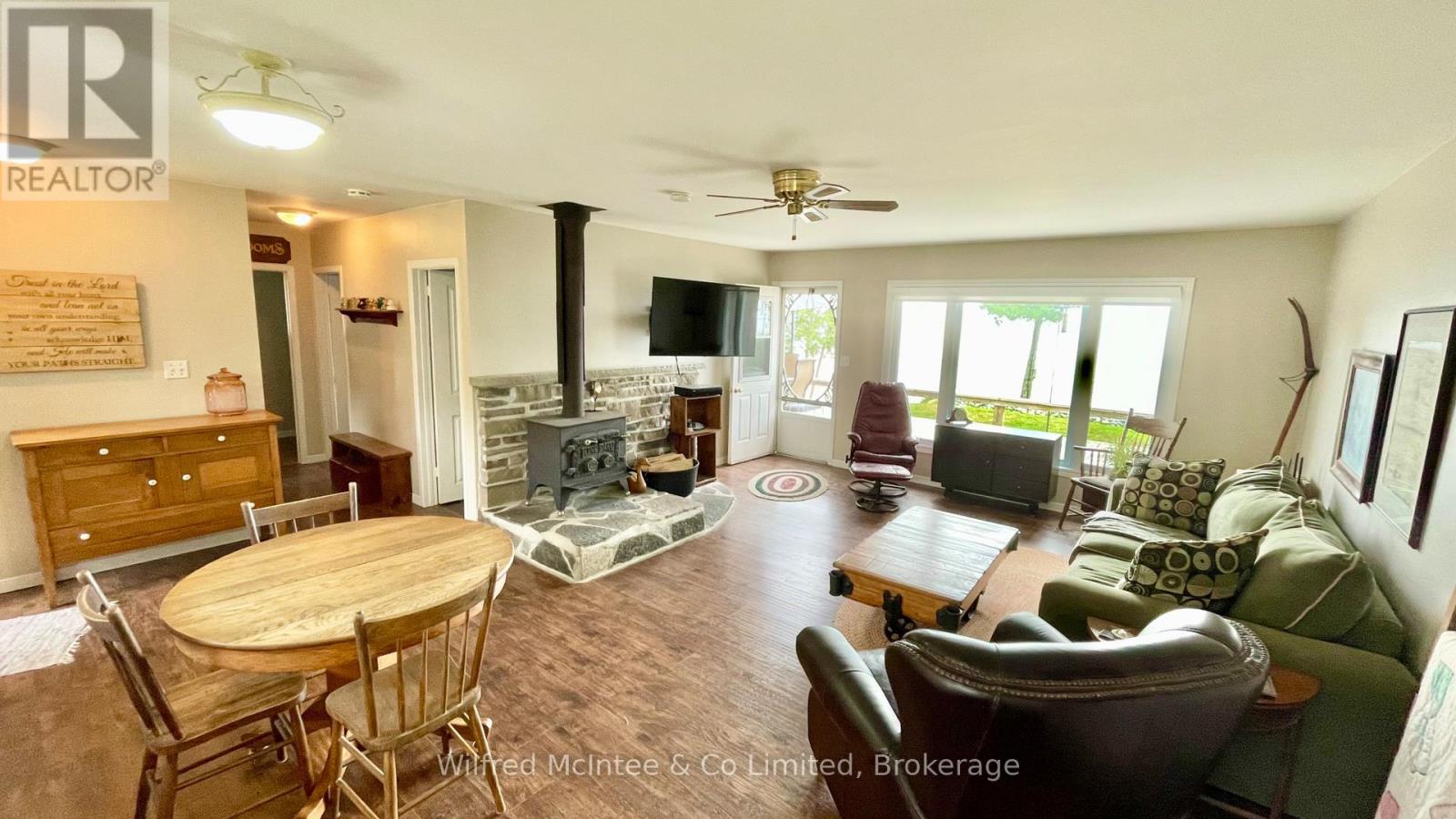 691 Bruce Road 13 Road, Native Leased Lands, Ontario  N0H 2C1 - Photo 31 - X12057011