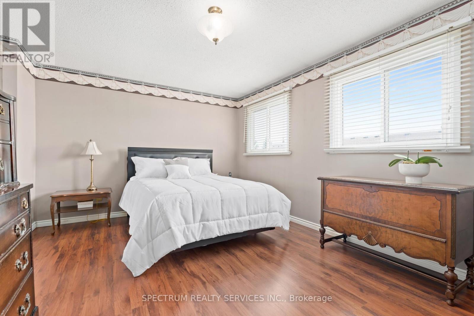 98 Mikado Crescent, Brampton, Ontario  L6S 3R7 - Photo 20 - W12077518