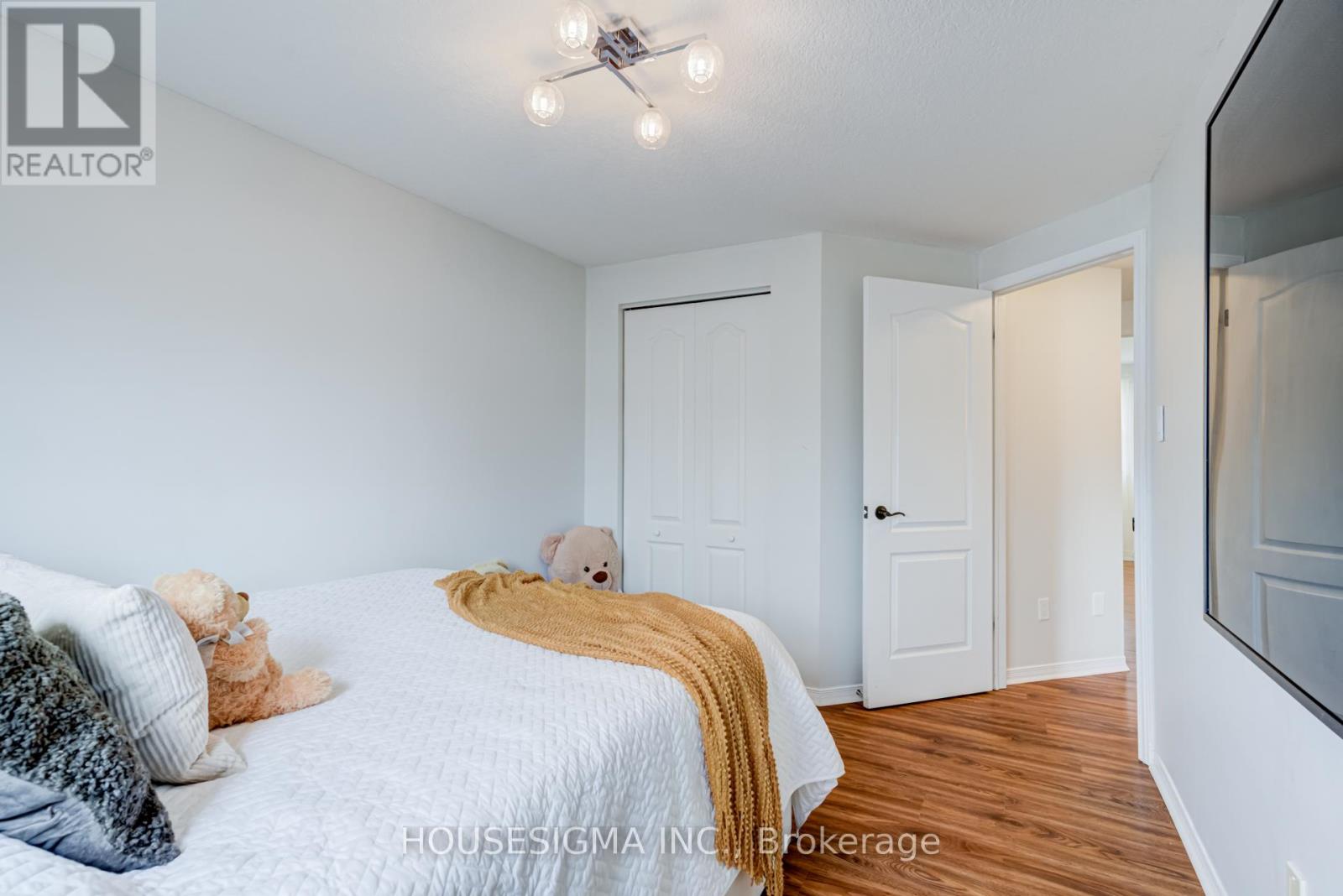 308 Fern Street, Orangeville, Ontario  L9W 5C1 - Photo 10 - W12077554