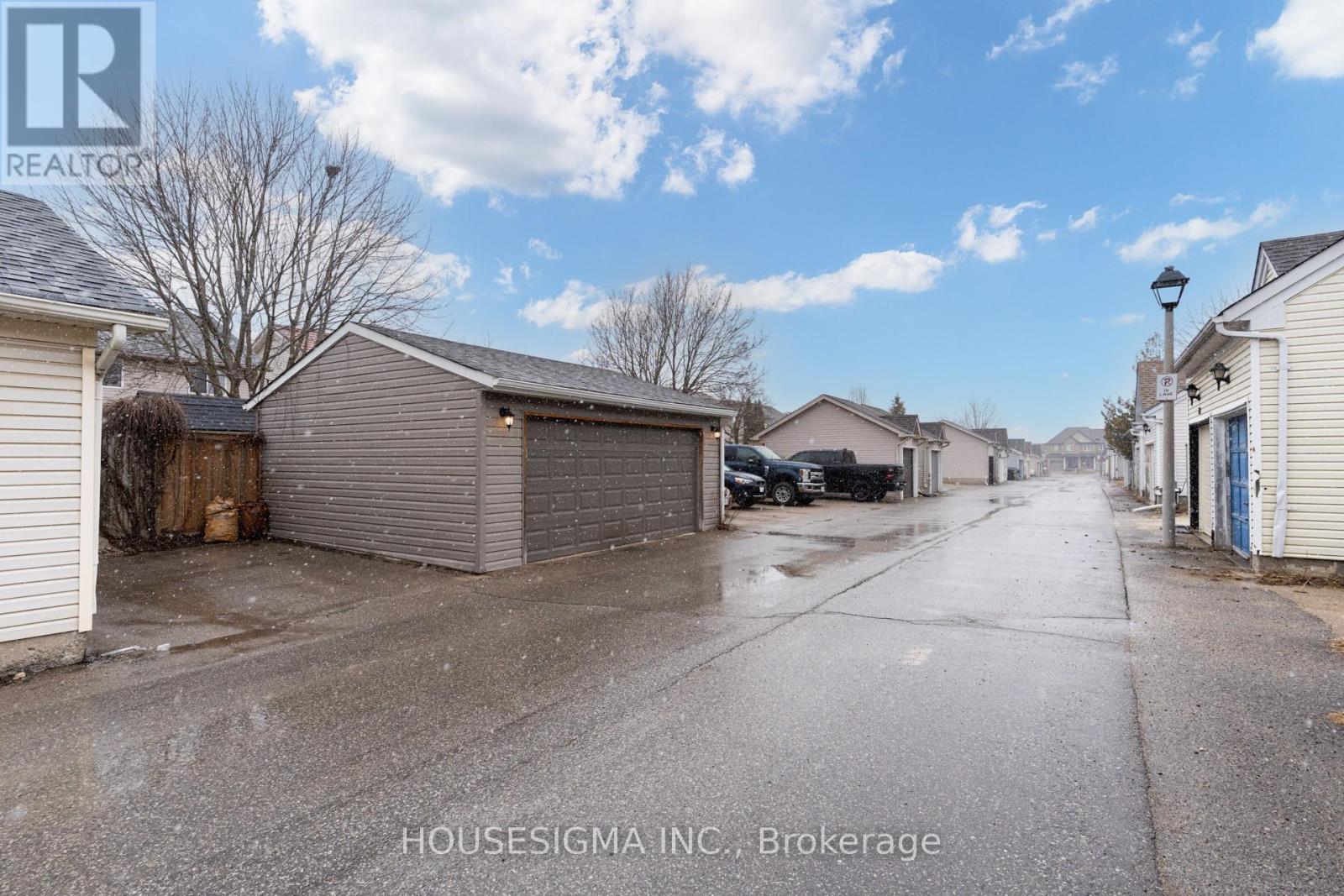 308 Fern Street, Orangeville, Ontario  L9W 5C1 - Photo 35 - W12077554