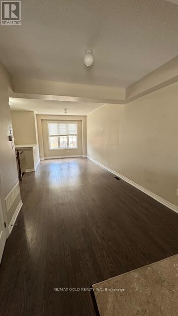 38 Sea Drifter Crescent N, Brampton (Bram East), Ontario  L6P 4B2 - Photo 4 - W12077581