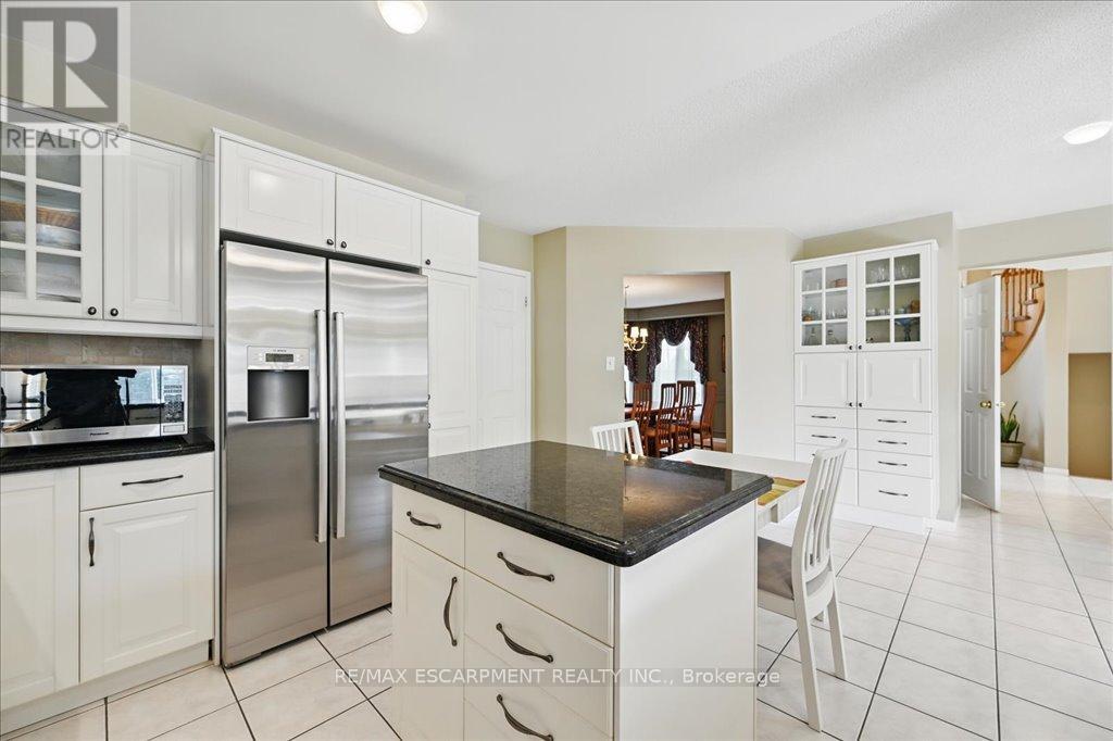 41 Chifney Lane, Hamilton, Ontario  L9K 1K1 - Photo 13 - X12077517