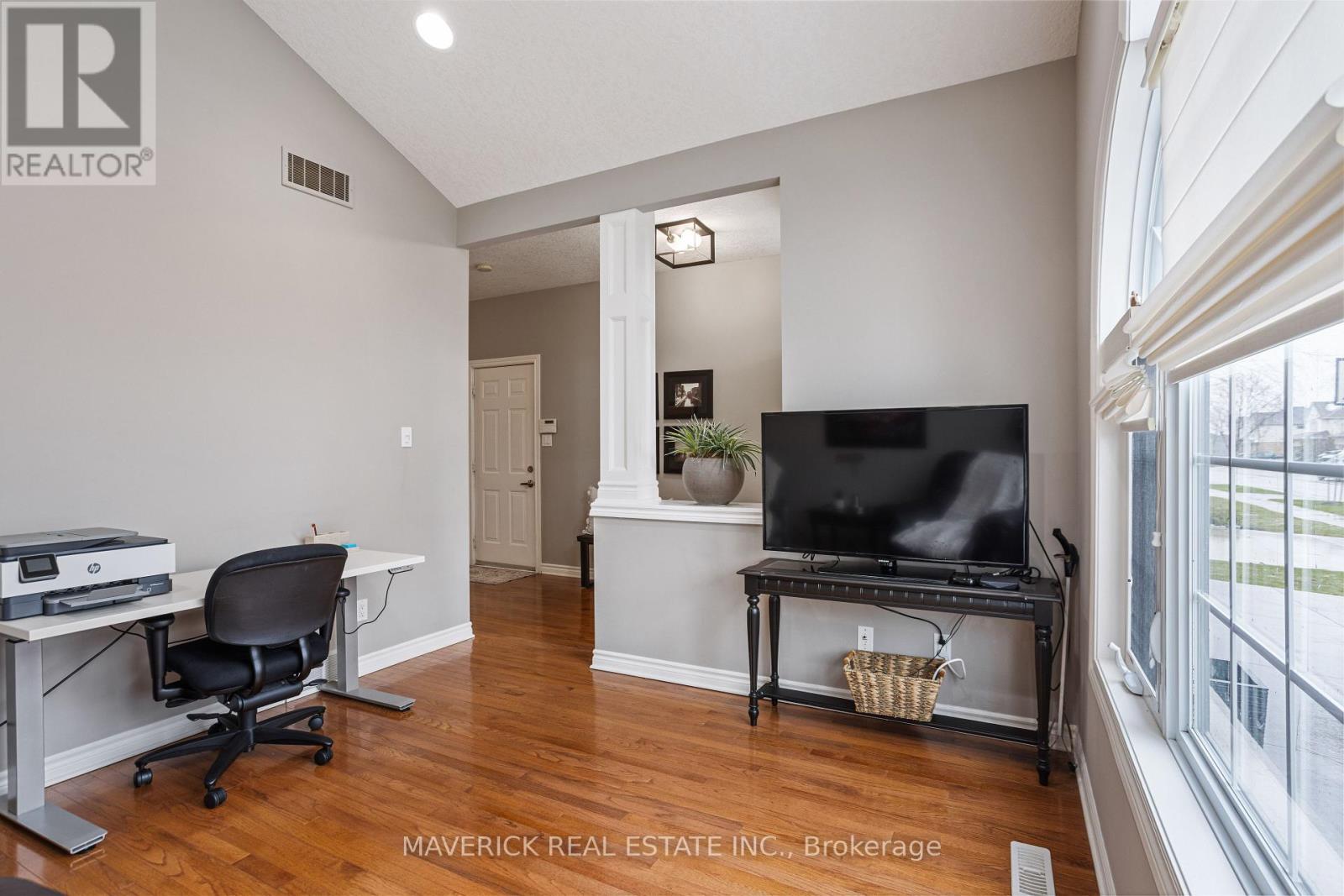 1787 Ironwood Road, London, Ontario  N6K 5C7 - Photo 20 - X12077632