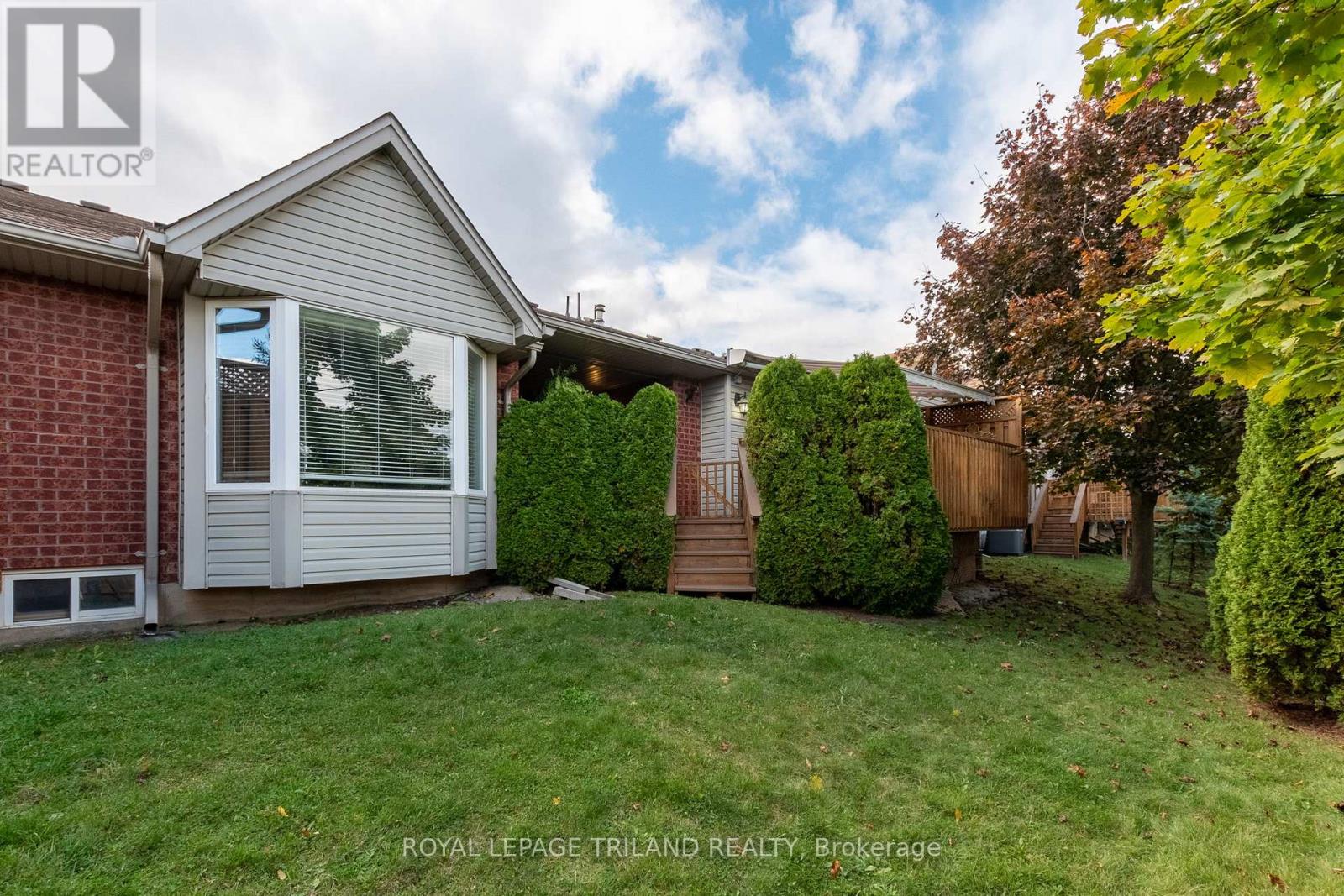 Photo 41 of 45 for 2 - 122 Sherwood Forest Square