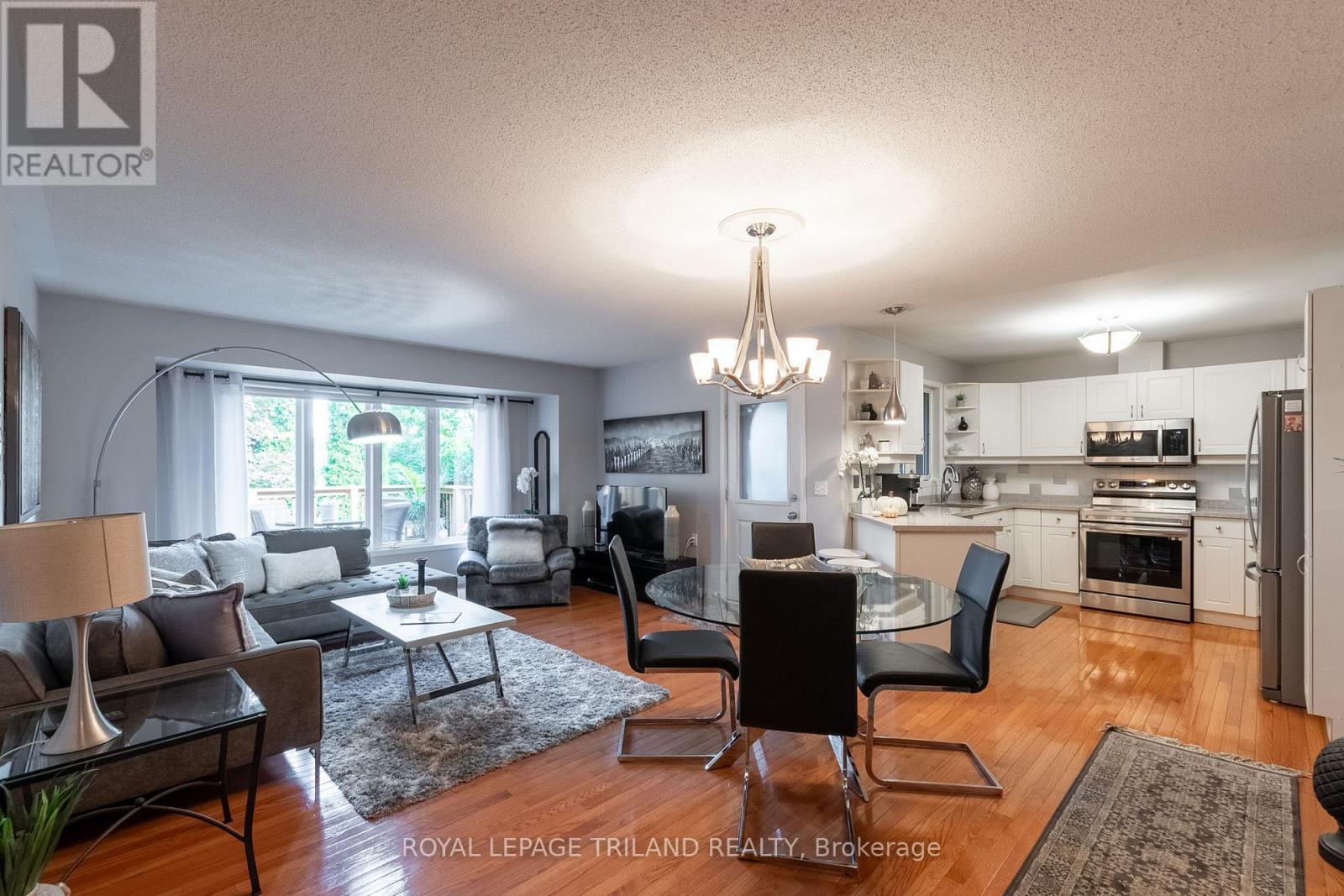 Photo 5 of 45 for 2 - 122 Sherwood Forest Square