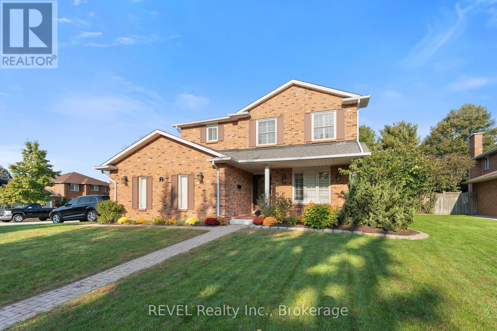 Property at 1 SPARTAN COURT image 1