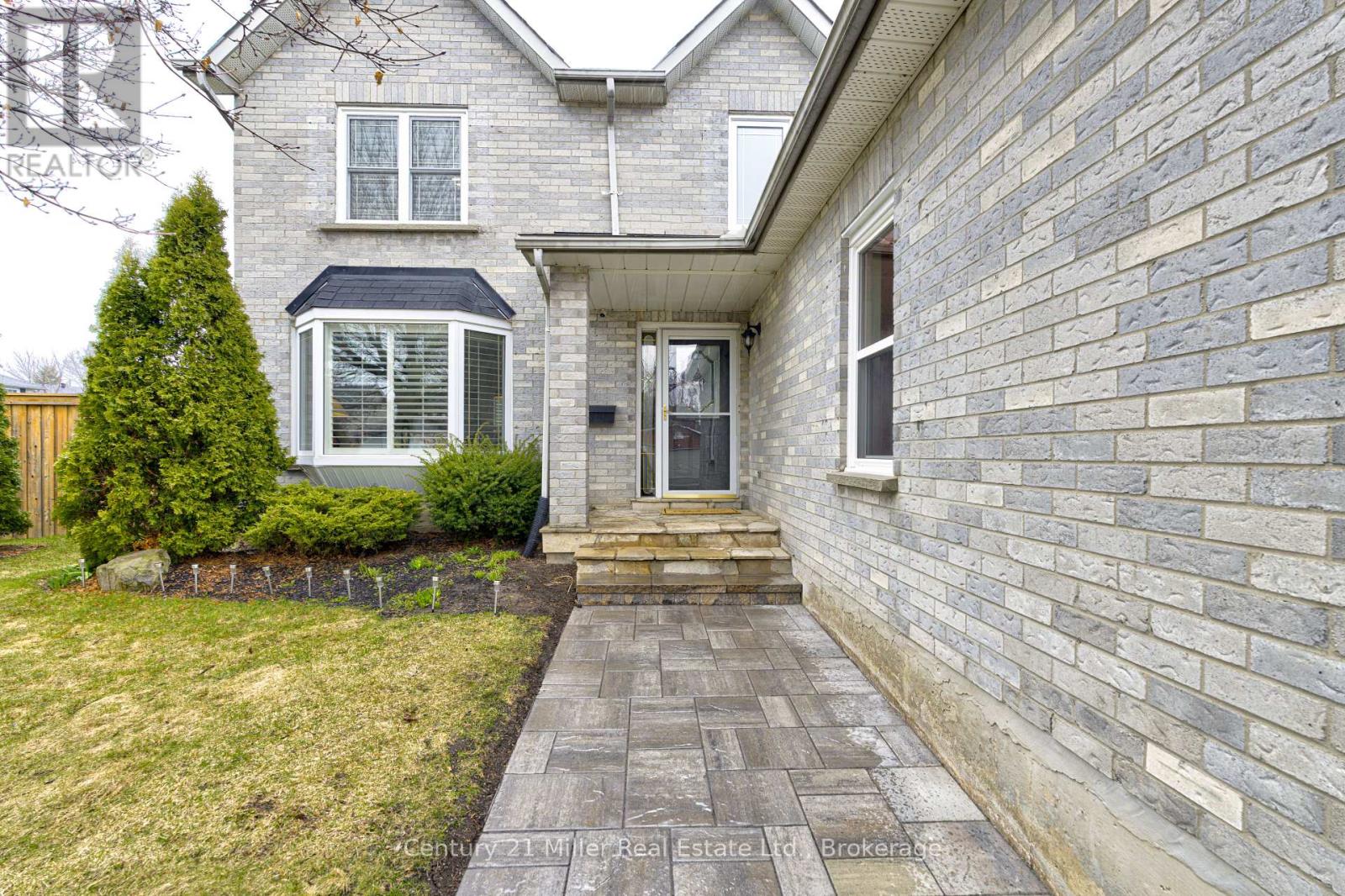 Property at 3263 MEAD CRESCENT image 5