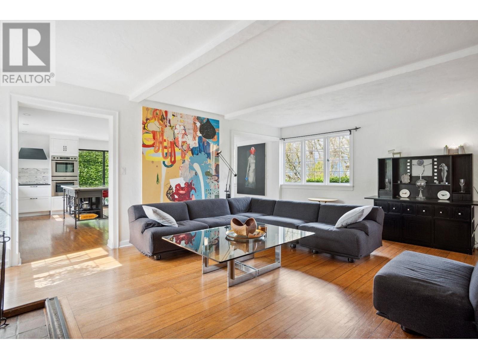 2562 Wallace Crescent, Vancouver, British Columbia  V6R 3V4 - Photo 8 - R2989235