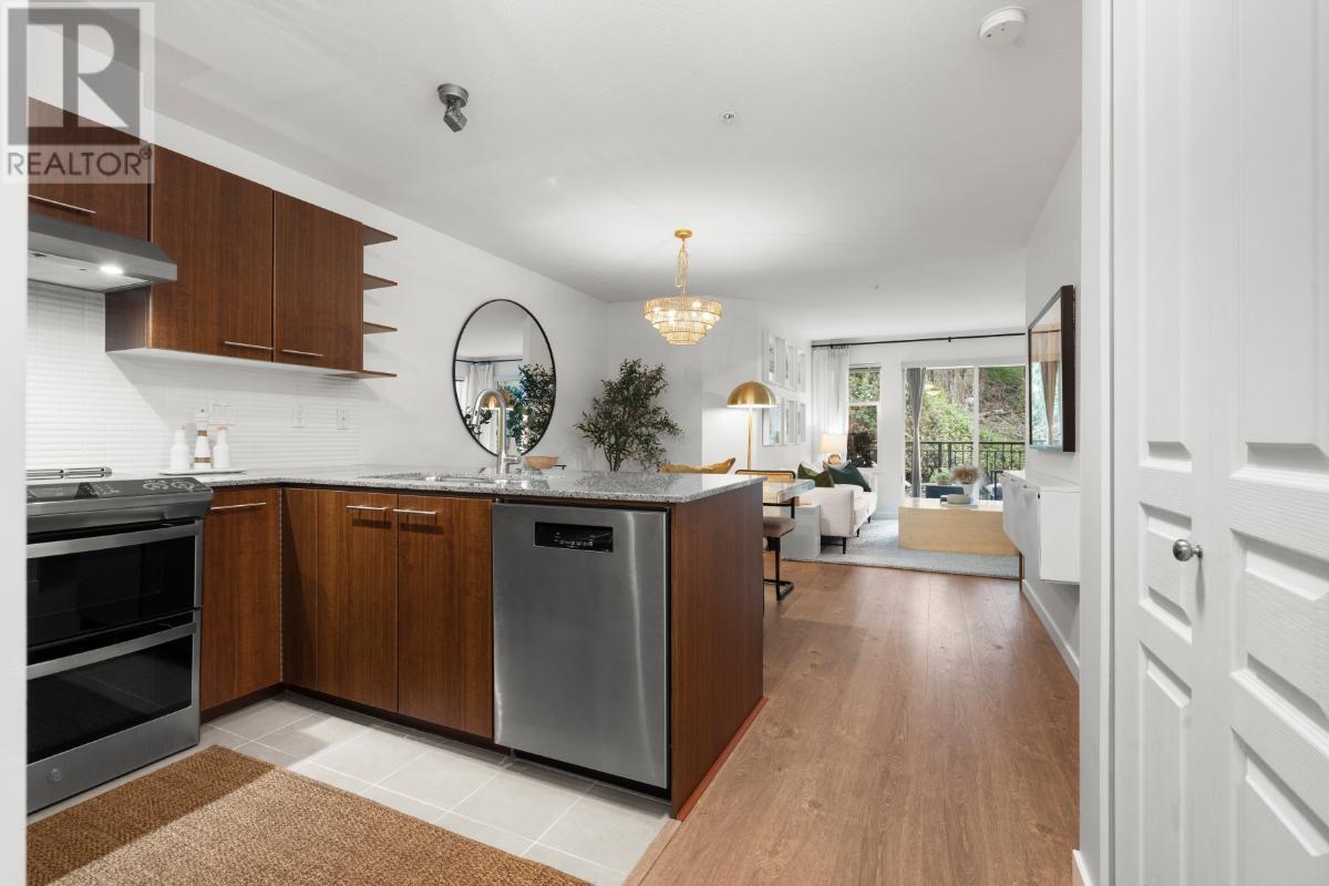 327 4833 Brentwood Drive, Burnaby, British Columbia  V5C 0C3 - Photo 6 - R2989328