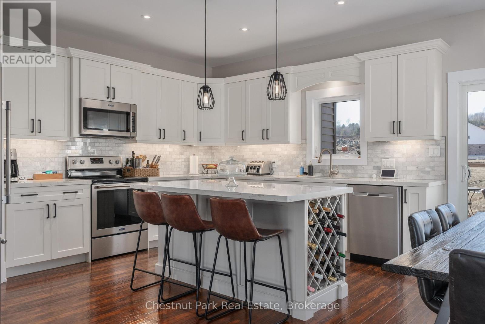 6 Millwood Court, Huntsville, Ontario  P1H 0B7 - Photo 7 - X12077593