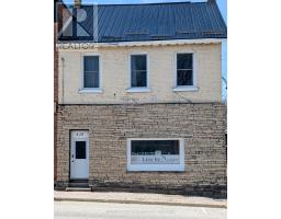 428 QUEEN STREET S