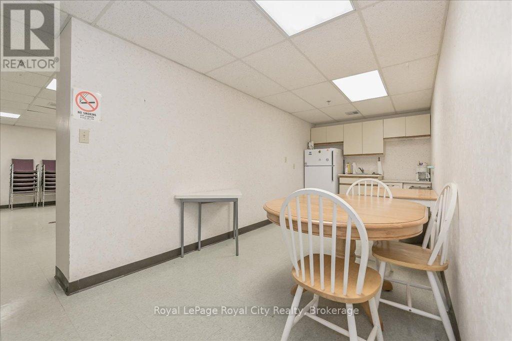 110 - 107 Bagot Street, Guelph, Ontario  N1H 8H5 - Photo 32 - X12077648