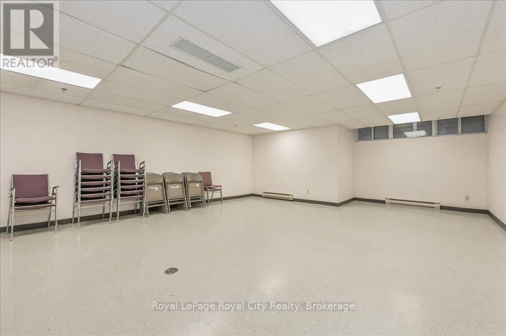 110 - 107 Bagot Street, Guelph, Ontario  N1H 8H5 - Photo 35 - X12077648