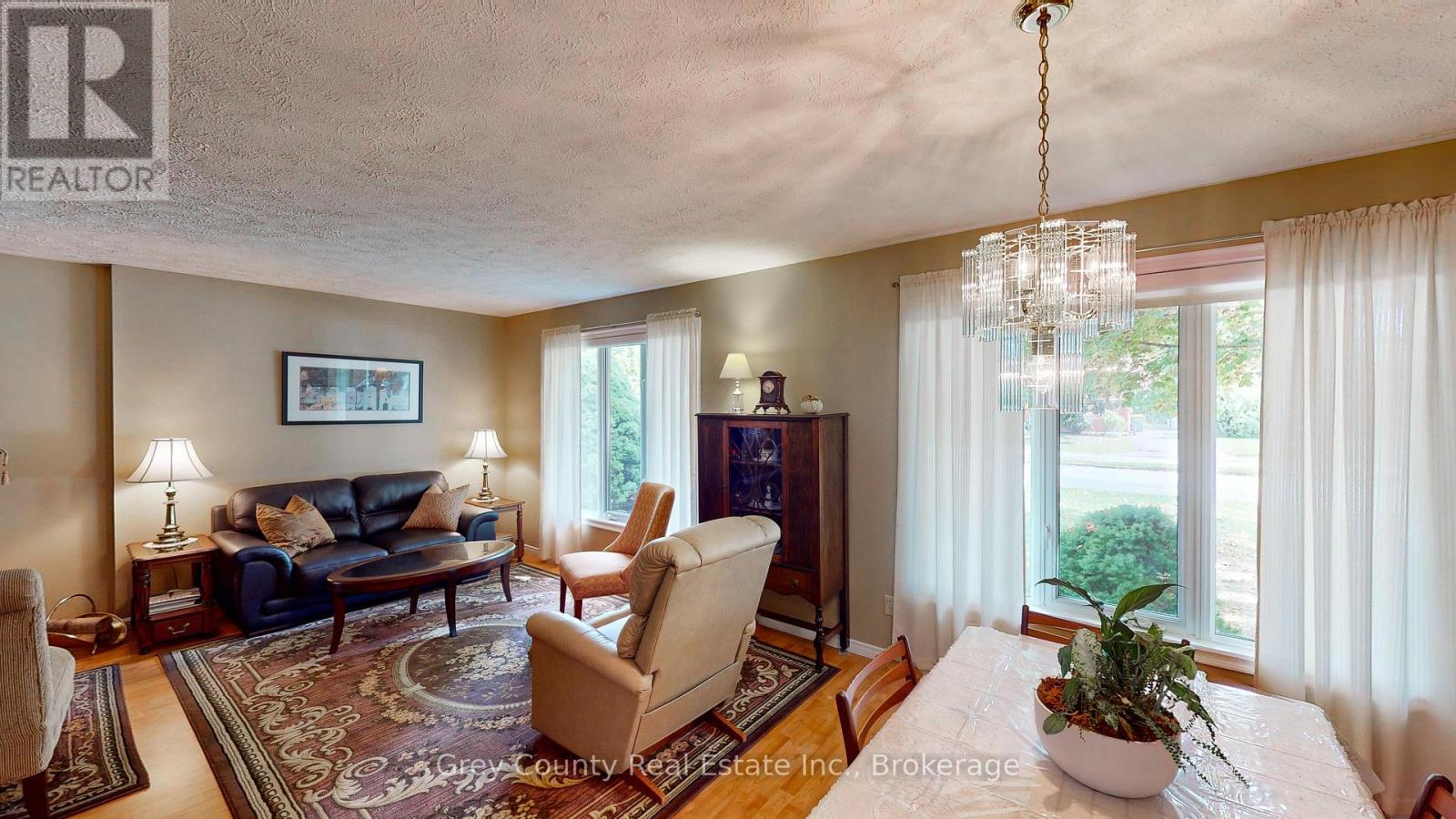 63 Grayview Drive, Grey Highlands, Ontario  N0C 1H0 - Photo 23 - X12077651