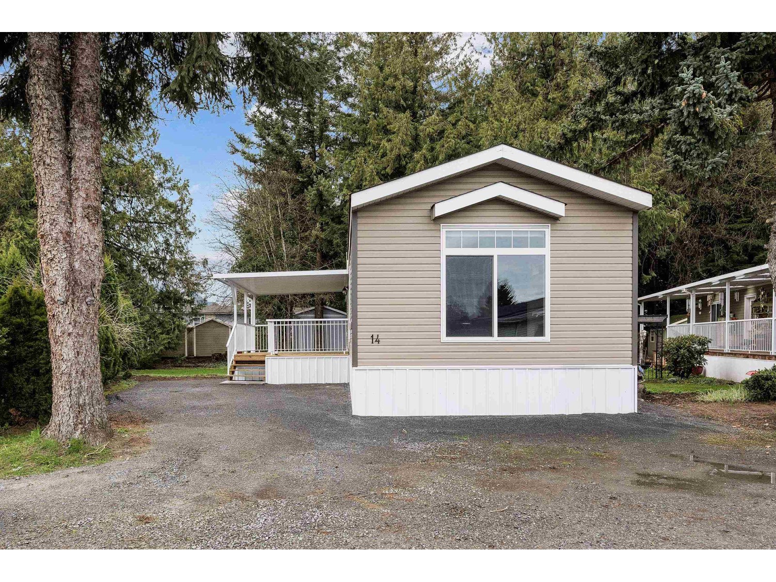 Property at 14 6035 VEDDER ROAD image 1