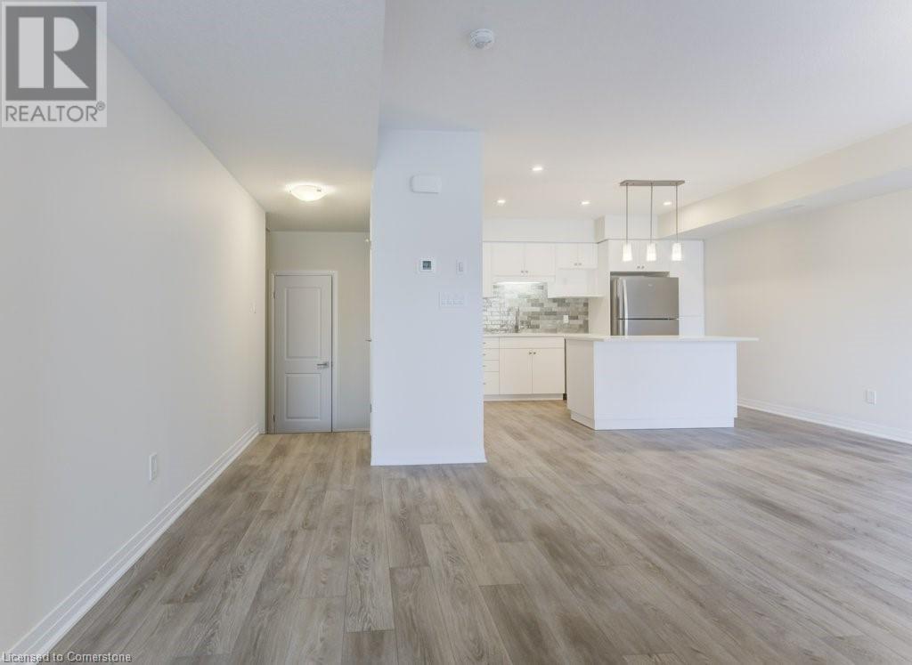 208 Serene Way Unit# H065, Kitchener, Ontario  N2E 0H8 - Photo 4 - 40714691