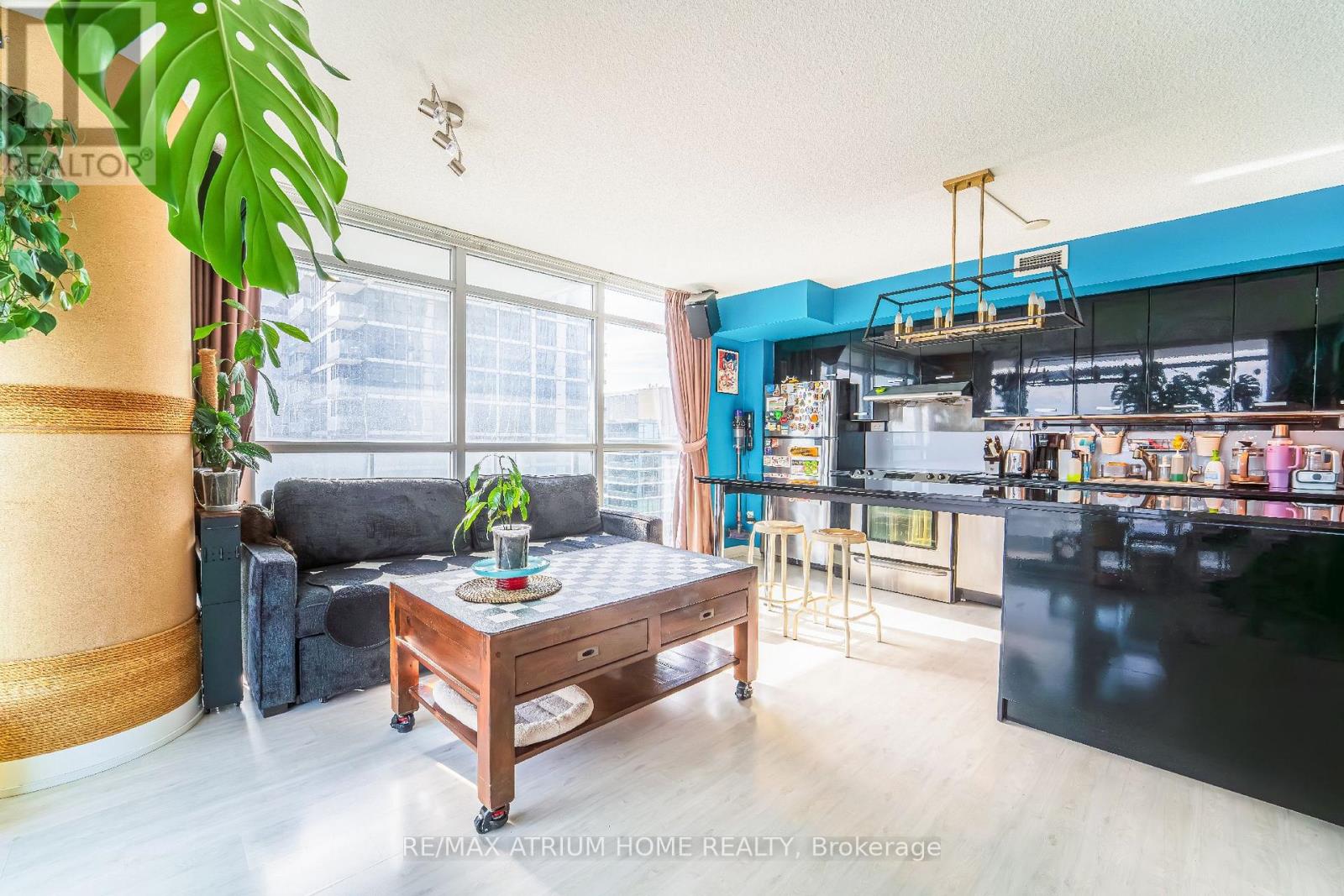 1502 - 29 Singer Court, Toronto, Ontario  M2K 0B3 - Photo 1 - C12077600