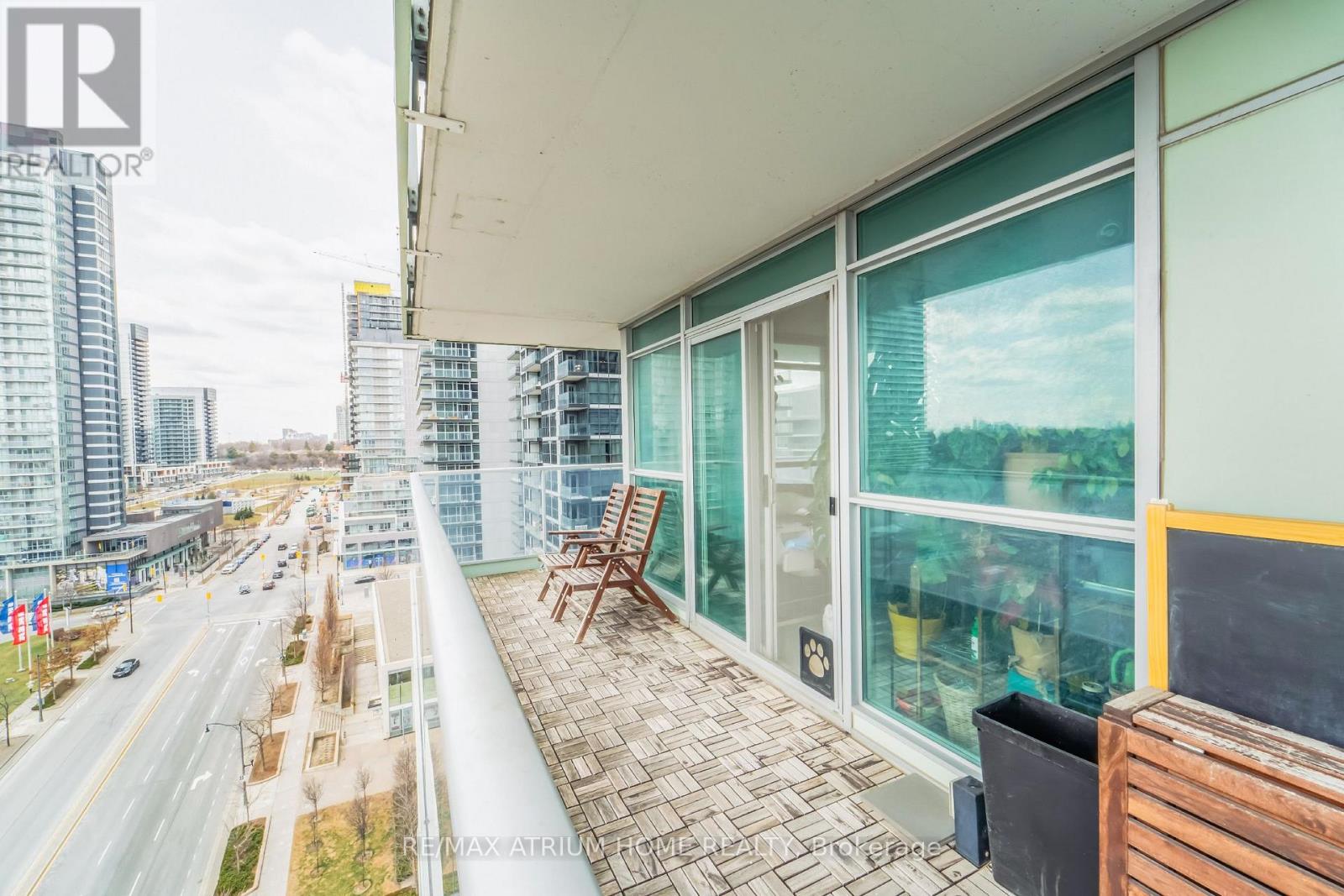 1502 - 29 Singer Court, Toronto, Ontario  M2K 0B3 - Photo 9 - C12077600