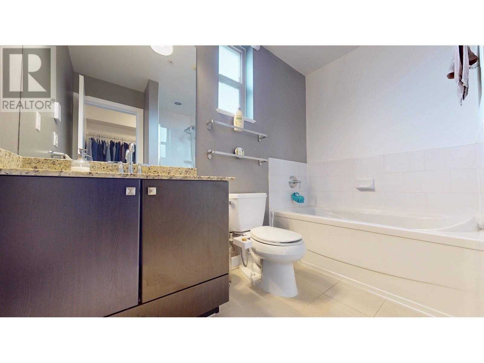 306 255 Ross Drive, New Westminster, British Columbia  V3L 0C7 - Photo 33 - R2988346
