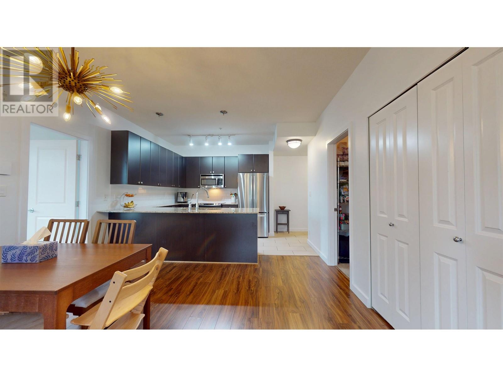 306 255 Ross Drive, New Westminster, British Columbia  V3L 0C7 - Photo 12 - R2988346