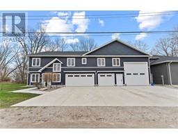 125 DAHINDA DRIVE, Colchester, Ontario