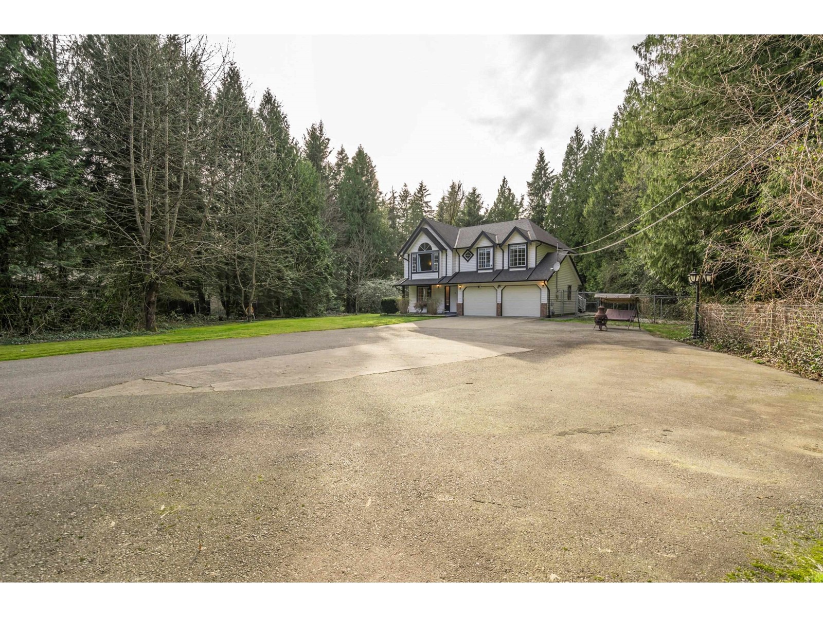 Property at 8967 EMIRY STREET image 3