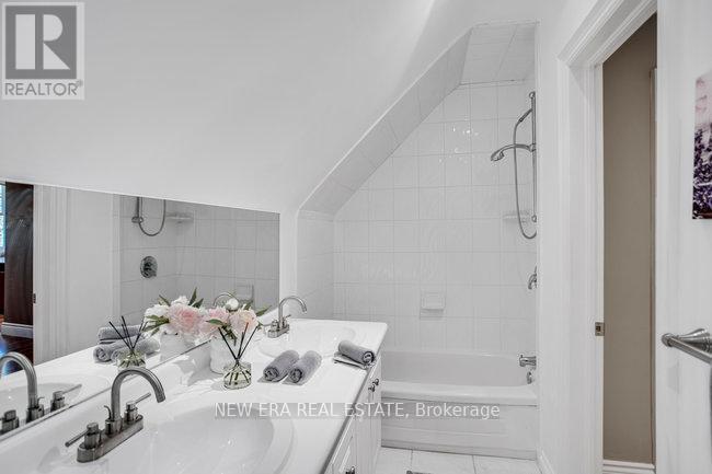 161 Dornie Road, Oakville, Ontario  L6J 4N7 - Photo 27 - W12077609