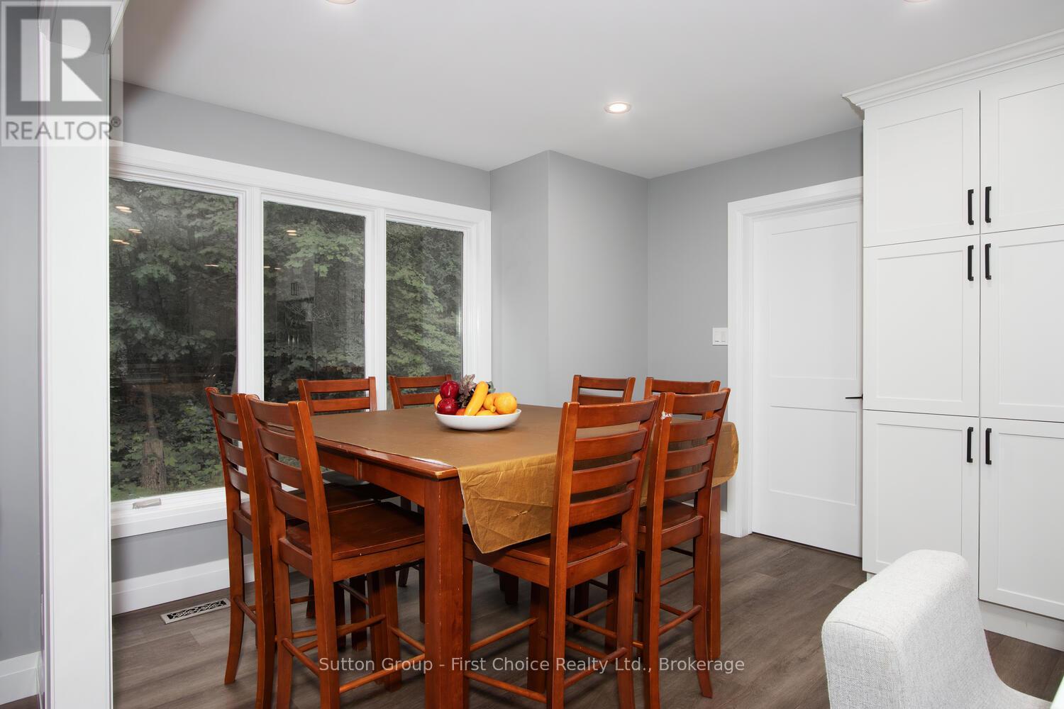10263 Daniel Avenue, Lambton Shores, Ontario  N0M 1T0 - Photo 13 - X12077724