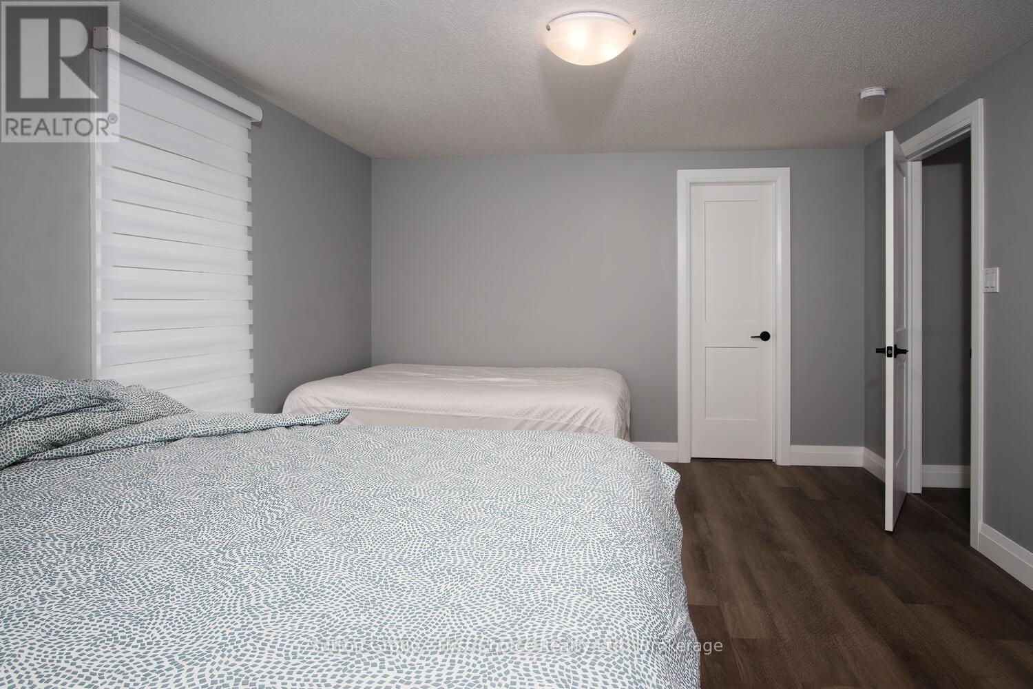 10263 Daniel Avenue, Lambton Shores, Ontario  N0M 1T0 - Photo 22 - X12077724