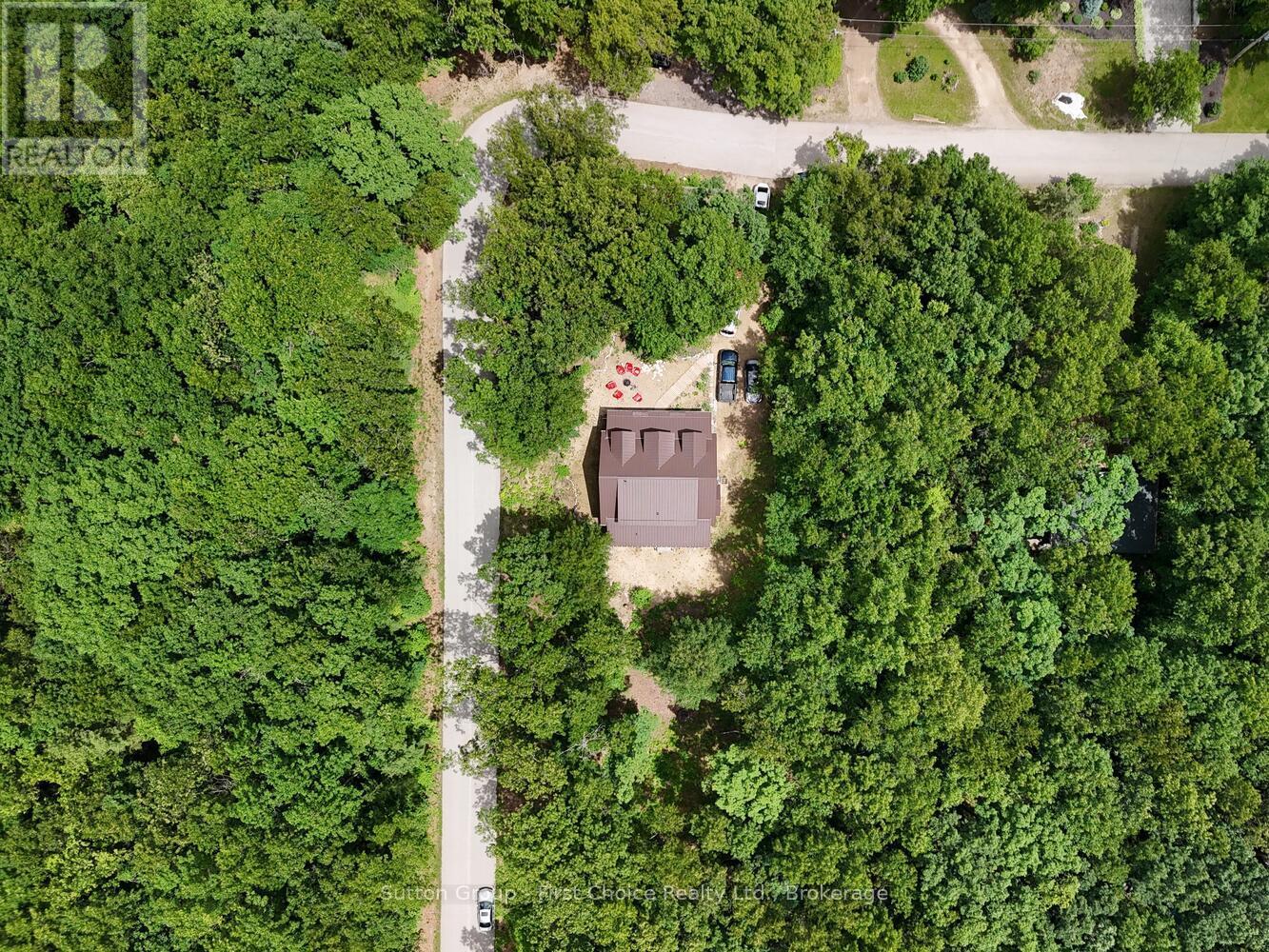 10263 Daniel Avenue, Lambton Shores, Ontario  N0M 1T0 - Photo 40 - X12077724