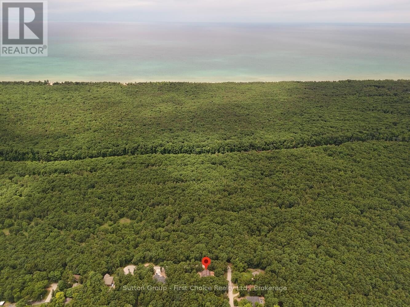 10263 Daniel Avenue, Lambton Shores, Ontario  N0M 1T0 - Photo 44 - X12077724