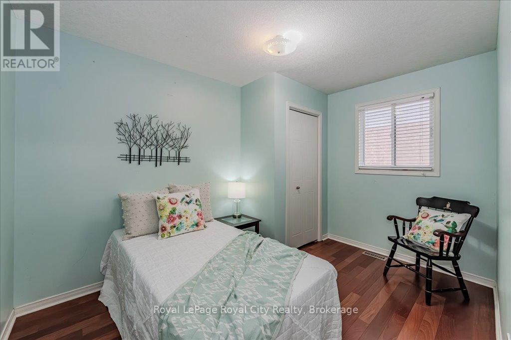 85 Inverness Drive, Guelph, Ontario  N1E 6E4 - Photo 19 - X12077750
