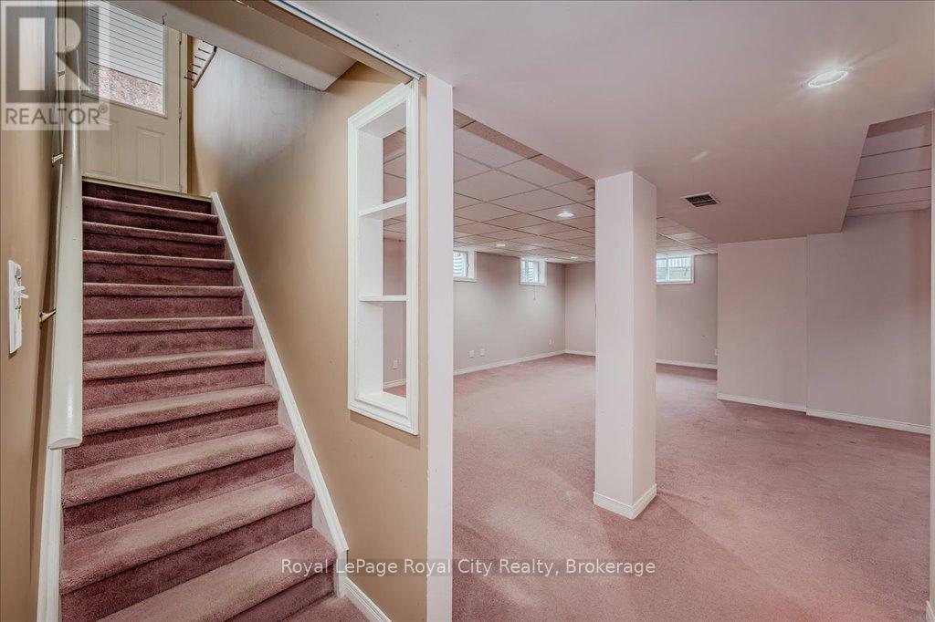 85 Inverness Drive, Guelph, Ontario  N1E 6E4 - Photo 23 - X12077750