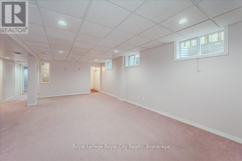 85 Inverness Drive, Guelph, Ontario  N1E 6E4 - Photo 27 - X12077750