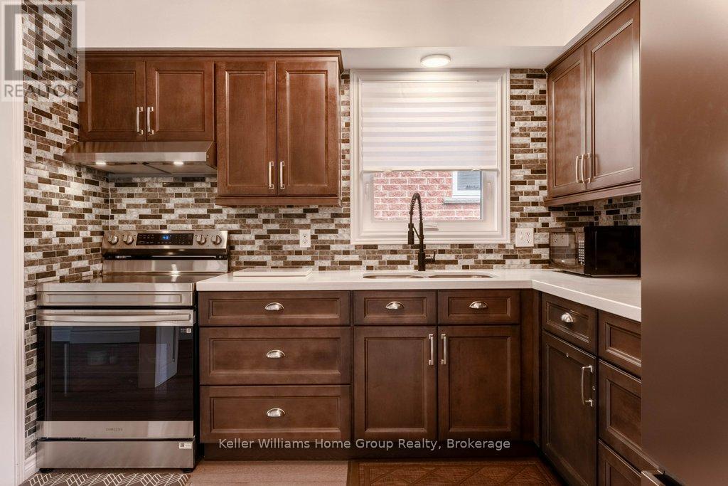 71 Watt Street, Guelph, Ontario  N1E 6W6 - Photo 11 - X12077766