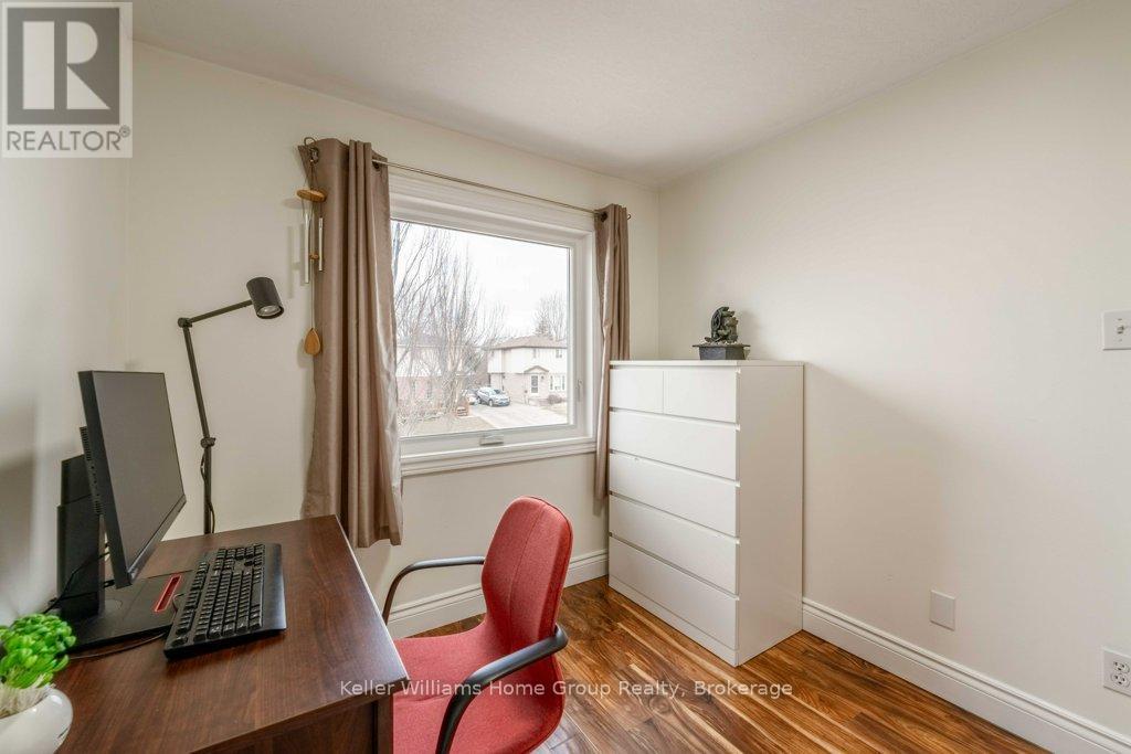 71 Watt Street, Guelph, Ontario  N1E 6W6 - Photo 22 - X12077766