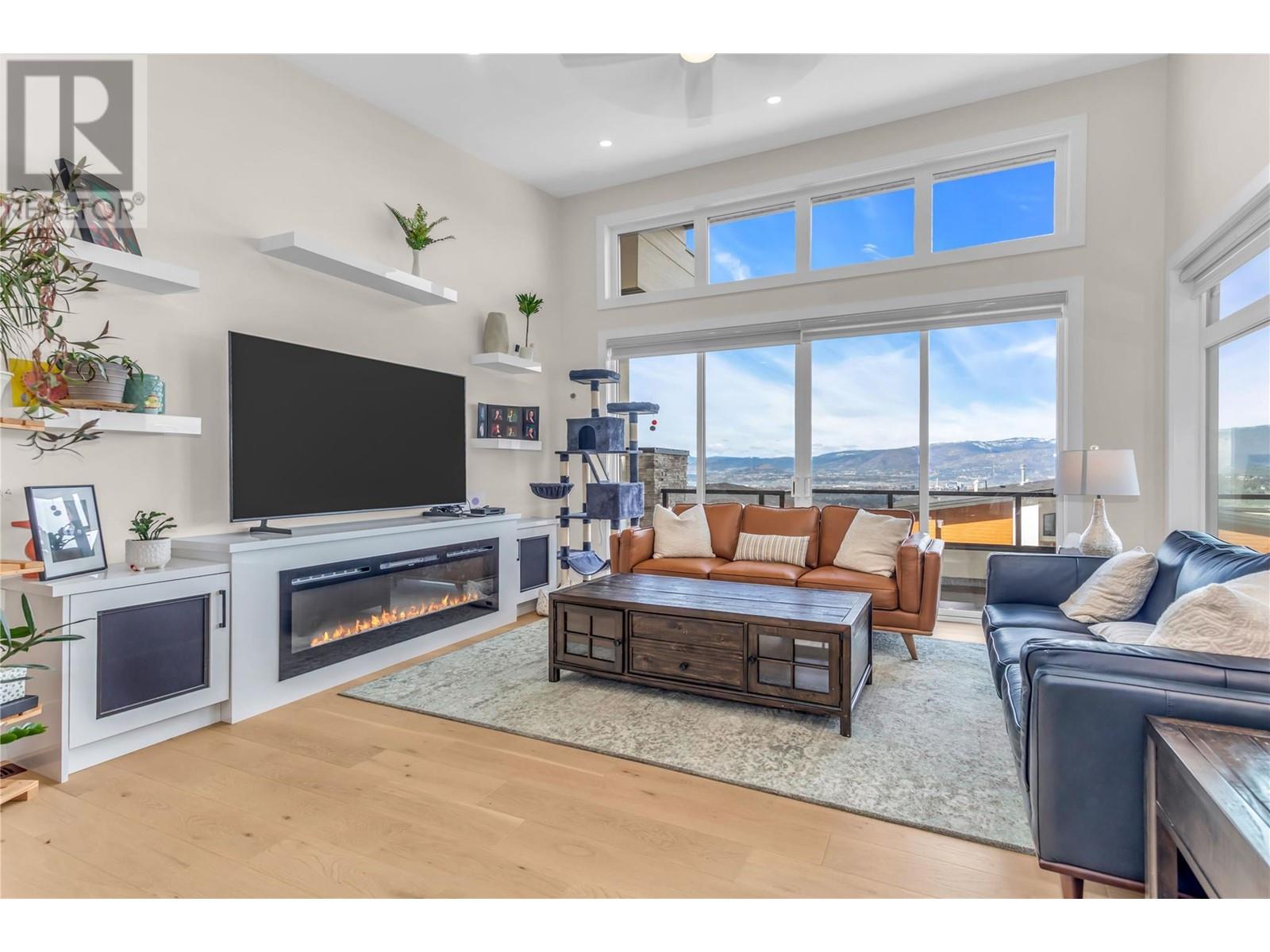 Property at 1189 Lone Pine Drive image 3