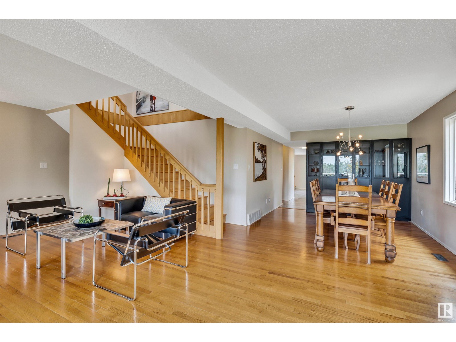 Property at 8212 Rowland RD NW image 3