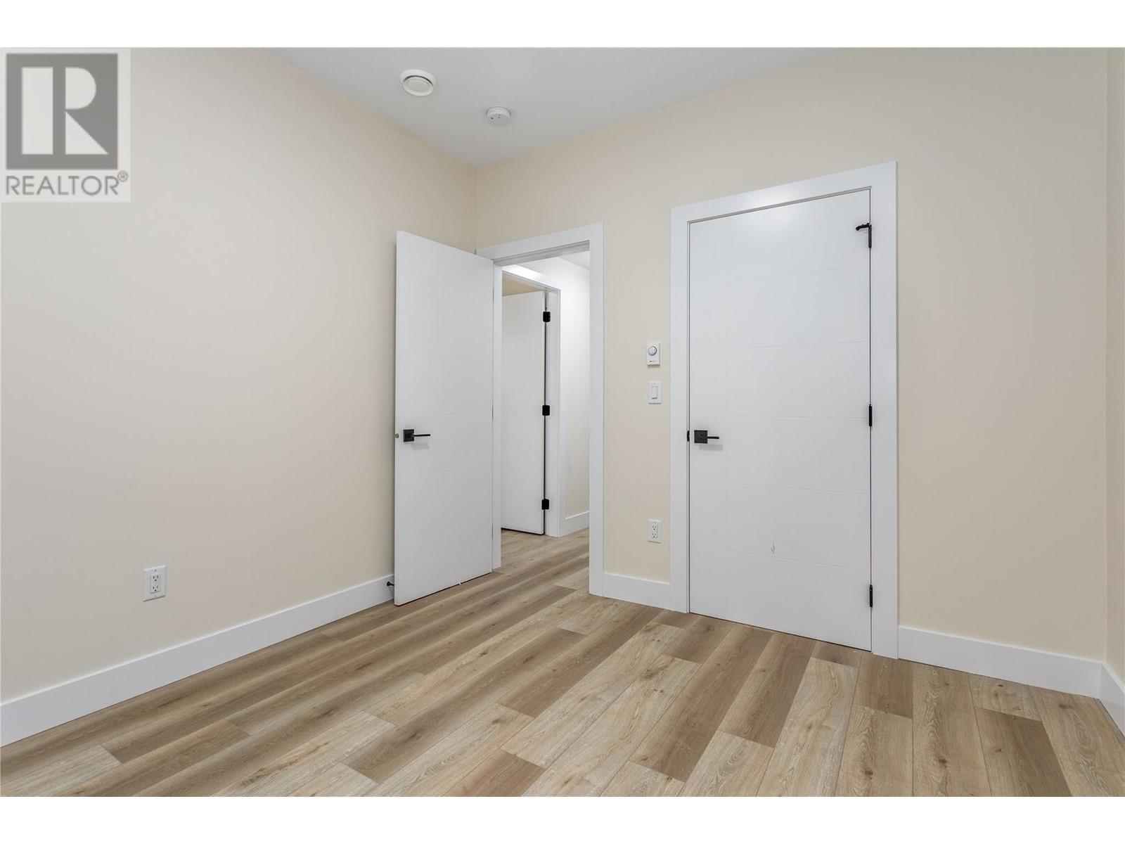 1189 Lone Pine Drive, Kelowna, British Columbia  V1P 0A5 - Photo 41 - 10341451