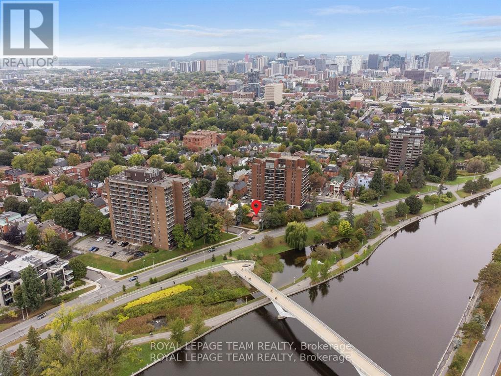 Property at 334 QUEEN ELIZABETH DRIVE image 2