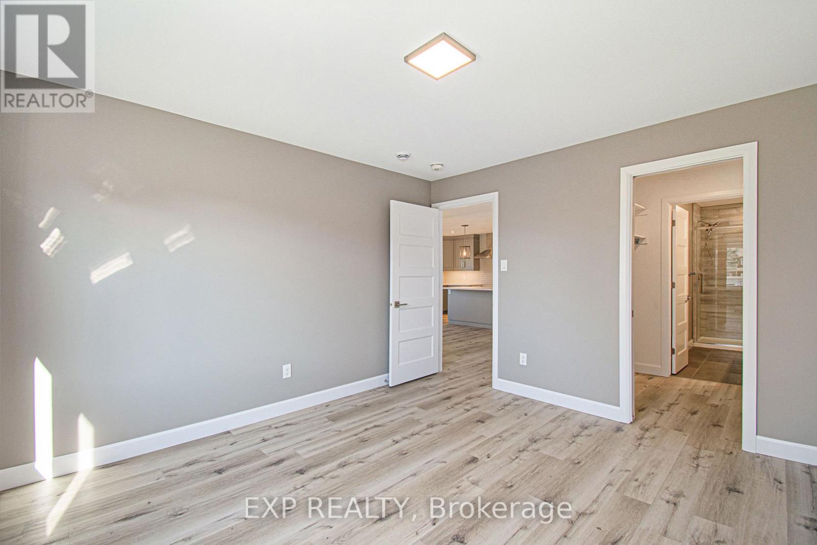 1206 Ste Marie Street, Russell, Ontario  K0A 1W0 - Photo 16 - X12077822