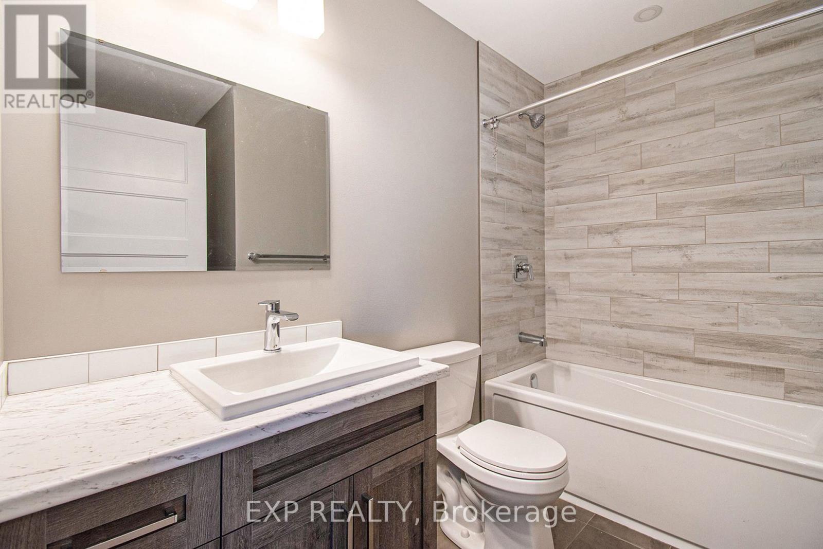 1206 Ste Marie Street, Russell, Ontario  K0A 1W0 - Photo 20 - X12077822