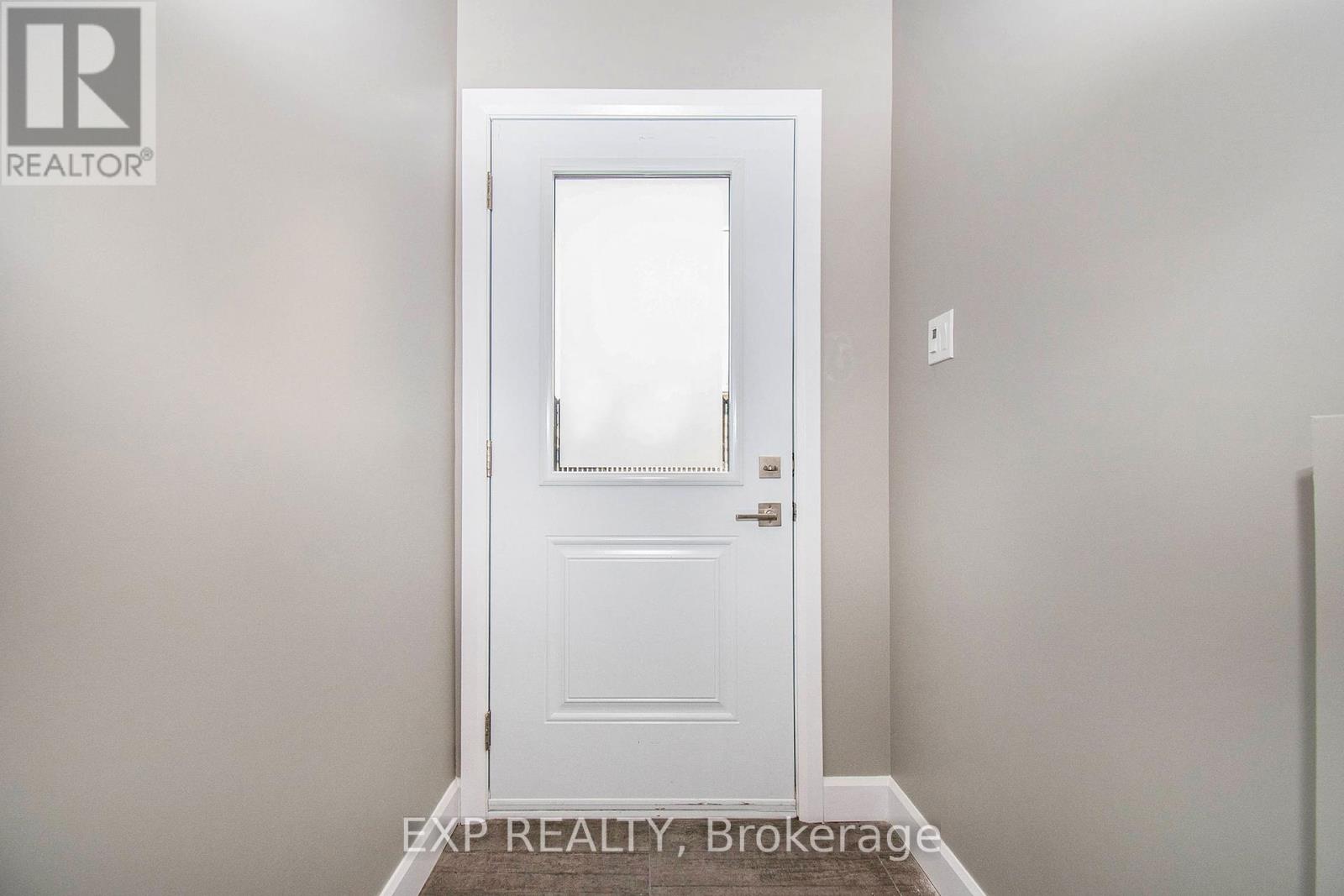 1206 Ste Marie Street, Russell, Ontario  K0A 1W0 - Photo 23 - X12077822