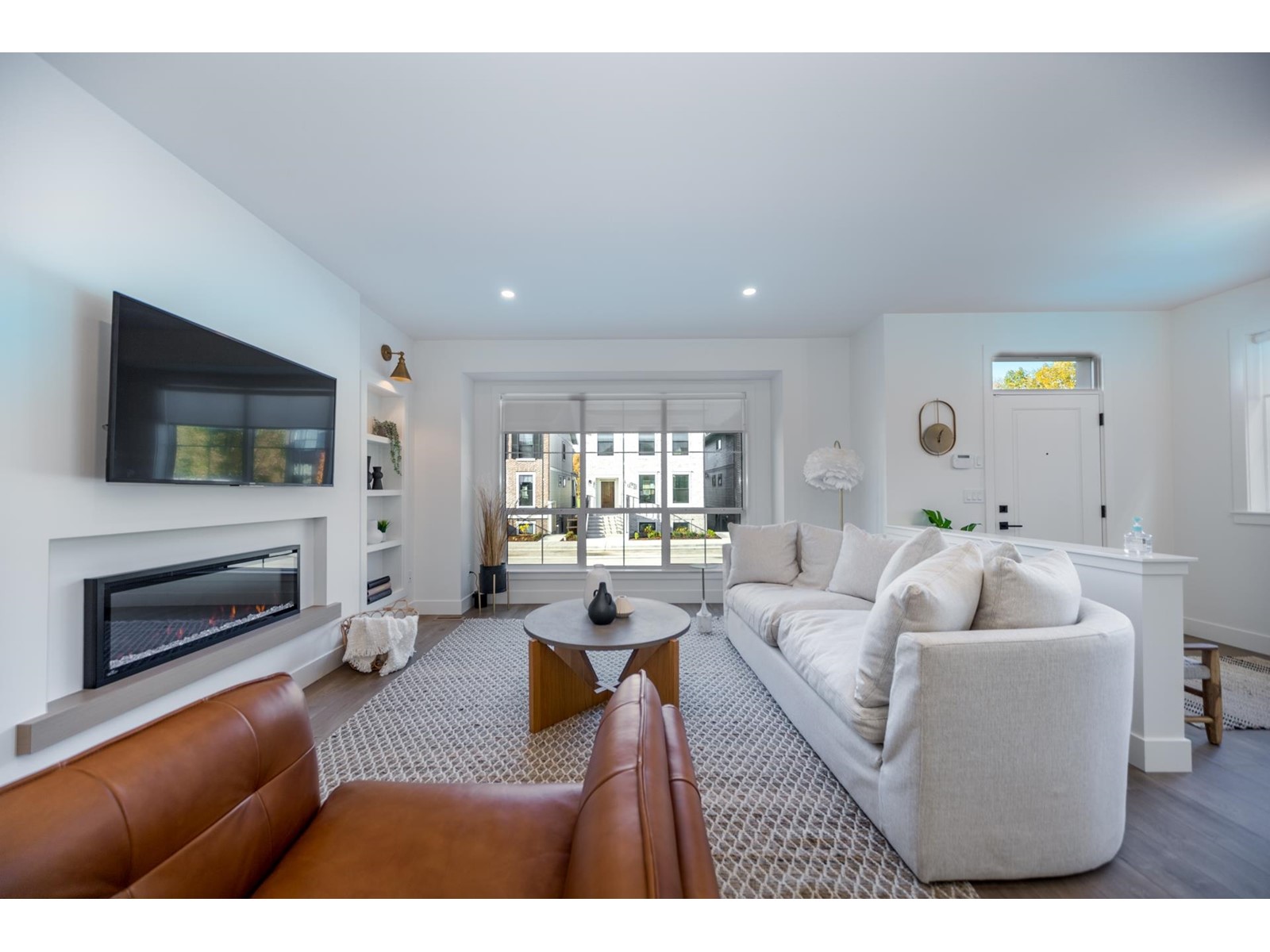 Property at 7103 COPPERWOOD STREET image 3