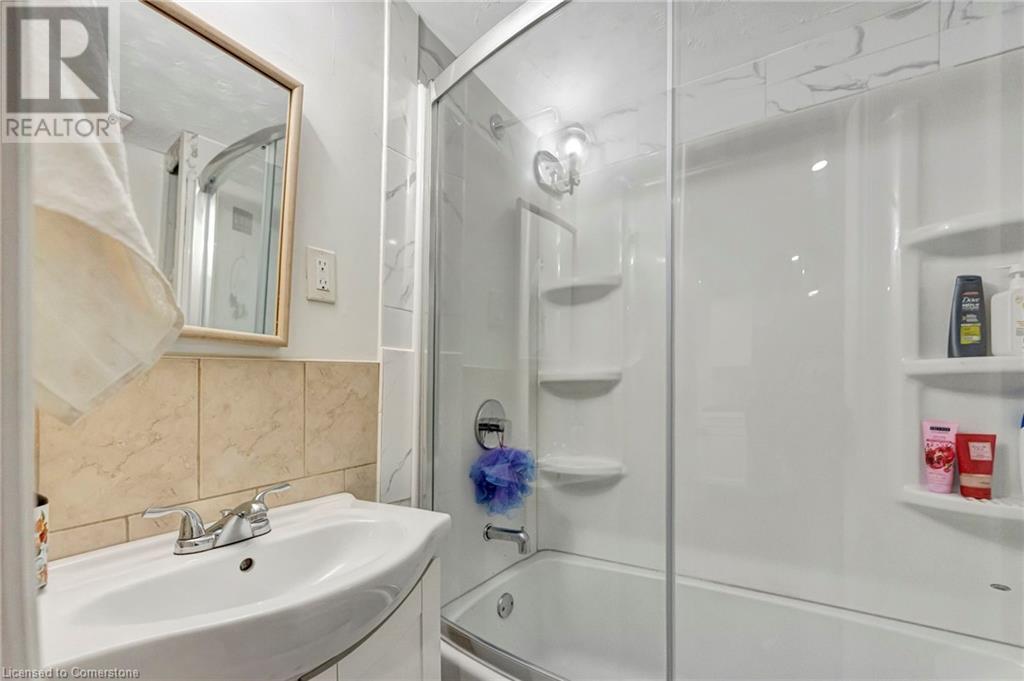 159 Grosvenor Avenue N, Hamilton, Ontario  L8L 7S7 - Photo 18 - 40716192